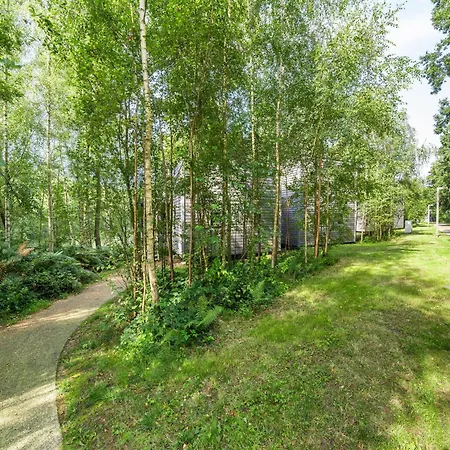 Σπίτι διακοπών Stylish Forest Mansion